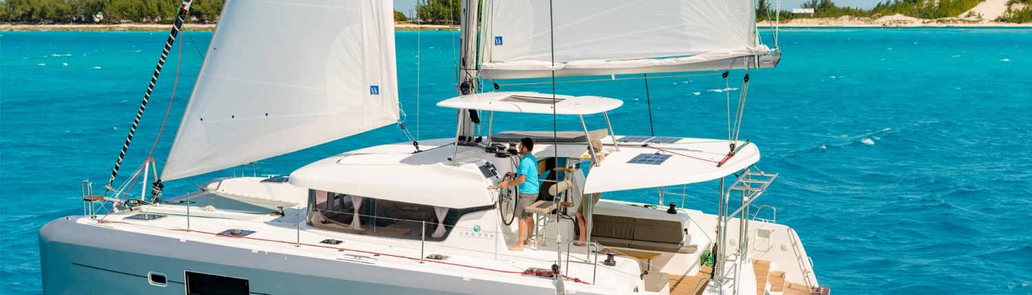 catamaran-lagoon-42-cover